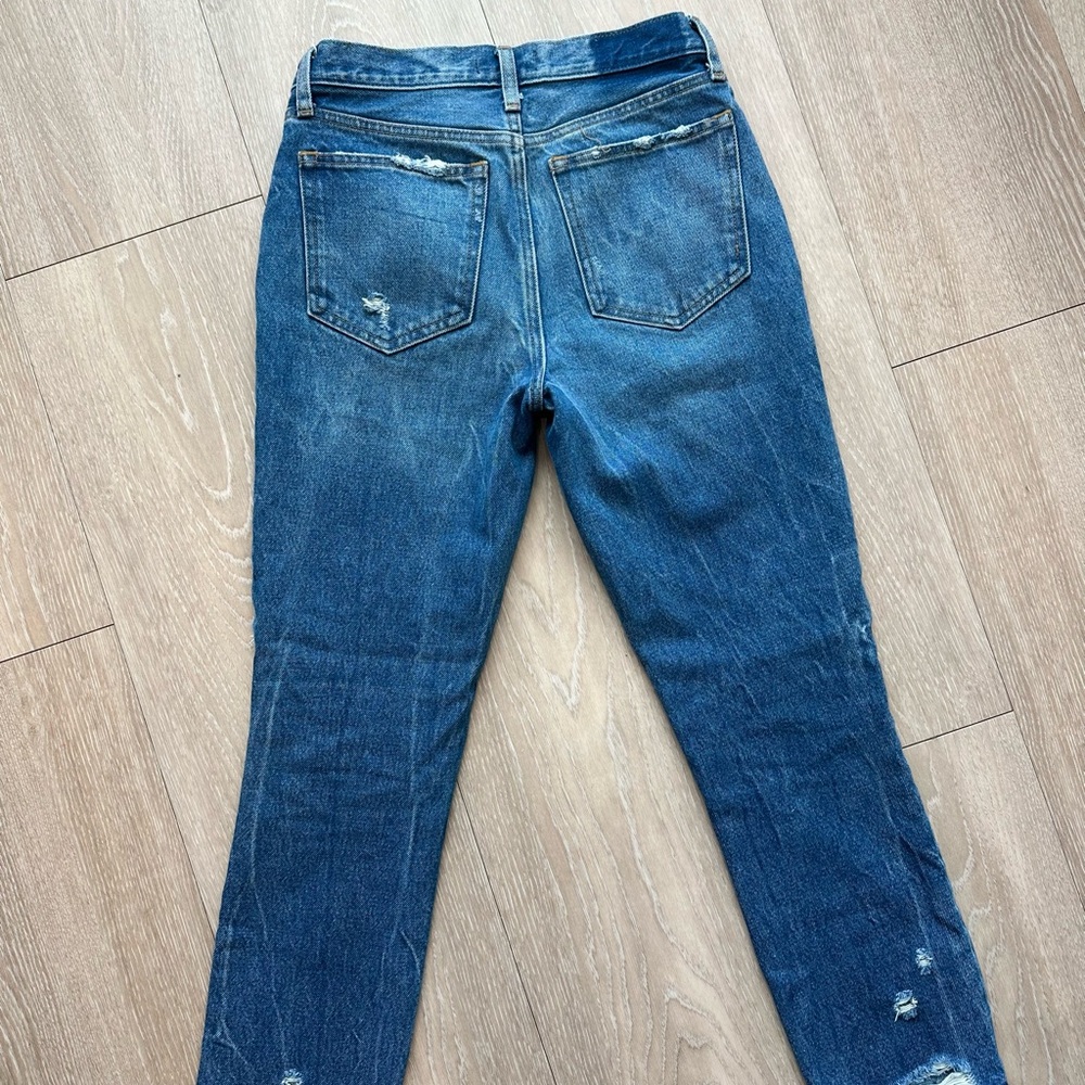 A&F Distressed Mom Jean - Picture 4 of 8